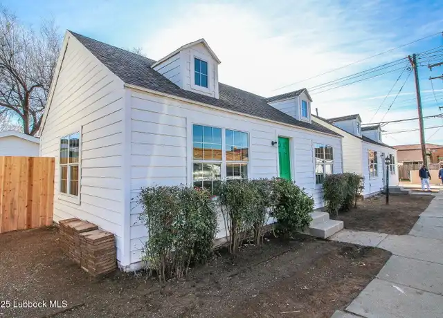 Property at 1705 Avenue T, Lubbock, TX, 79401, 2 beds, 2 baths, [object Object]