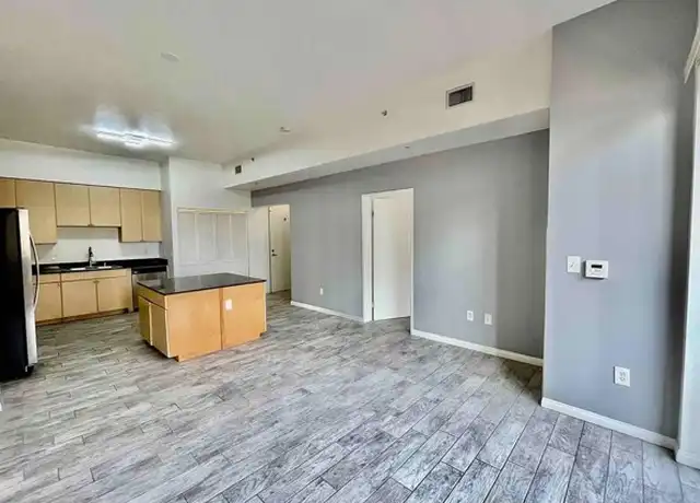 Property at 388 E Ocean Blvd, Long Beach, CA, 90802, 1 bed, 1 bath, [object Object]