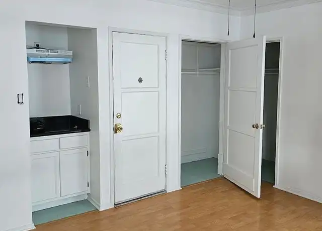 Property at 3333 James M Wood Blvd Unit 206, Los Angeles, CA, 90006, 0 beds, 1 bath, [object Object]