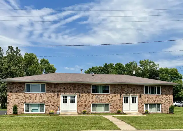 Property at 613 Park Ave Unit 1, Hamburg, MN, 55339, 2 beds, 1 bath, [object Object]
