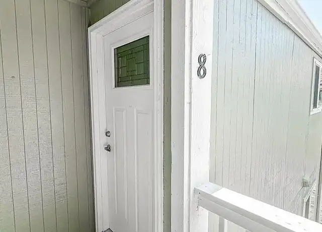 Property at East 9Th Apartments - 406 E 9th St, Newberg, OR, 97132, 1 bed, 1 bath, [object Object]