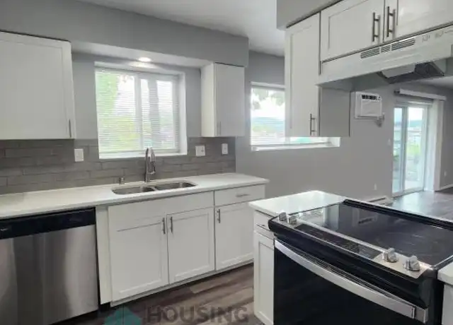 Property at 12421 E Riverside Ave Unit 1, Spokane Valley, WA, 99216, 2 beds, 1 bath, [object Object]