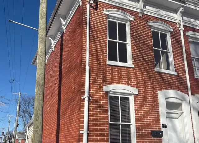 Property at 131 E Maple St, York, PA, 17401, 2 beds, 1 bath, [object Object]