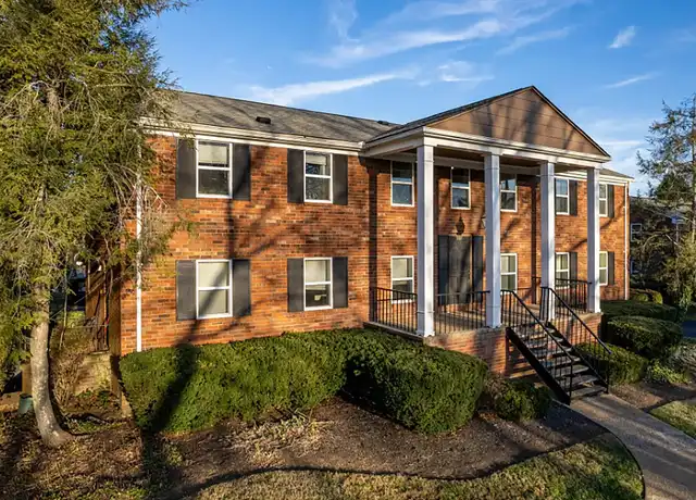 Property at Windsor Court - 614 Cedar Ln, Knoxville, TN, 37912, 0-2 beds, 1 bath, [object Object]