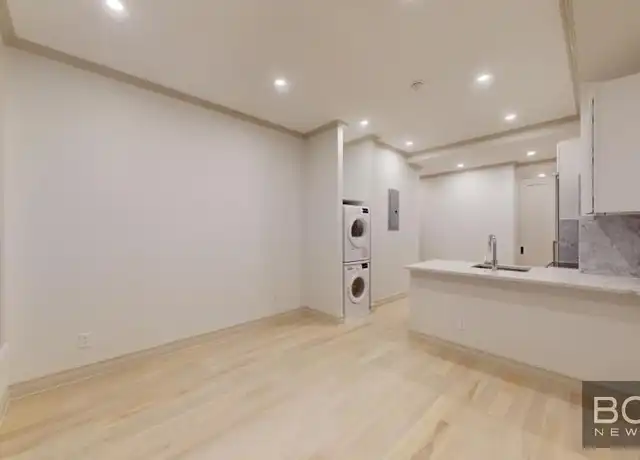 Property at 250 W 91st St Unit 2C, New York, NY, 10024, 3 beds, 1 bath, [object Object]