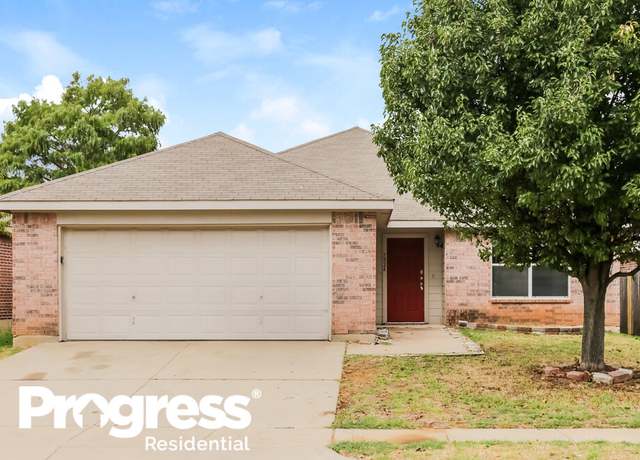 Photo of 7824 Whitney Ln, Fort Worth, TX 76112