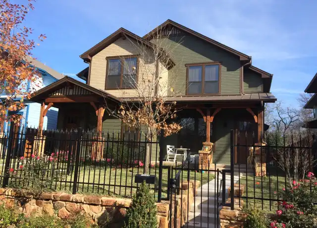 Property at 720 Harris Ave Unit B, Austin, TX, 78705, 3 beds, 2 baths, [object Object]