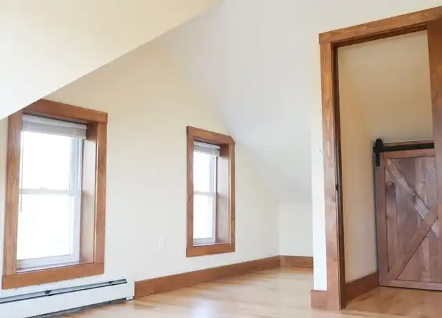 Property at 6 Chase St, Burlington, VT, 05401, 5 beds, 2 baths, [object Object]