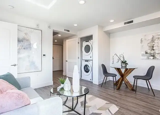 Photo of 1716 N Main St, Walnut Creek, CA 94596