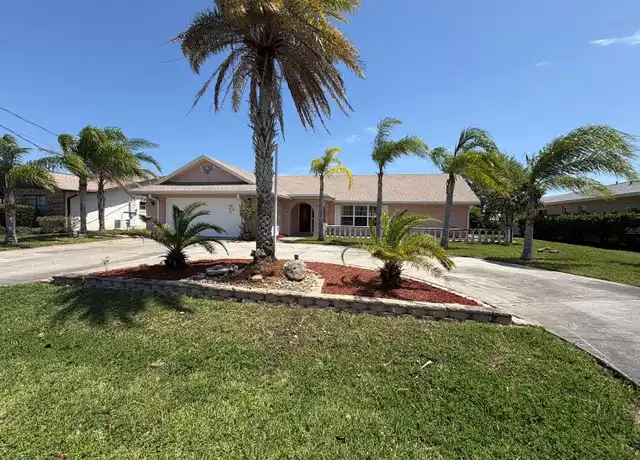 Property at 13 Cloverdale Ct S, Palm Coast, FL, 32137, 3 beds, 2 baths, [object Object]