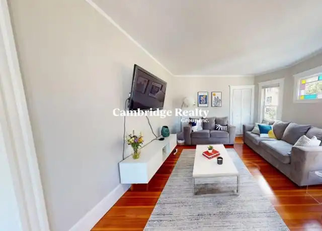 Property at 8 Chapman Pl, Cambridge, MA, 02138, 2 beds, 1 bath, [object Object]