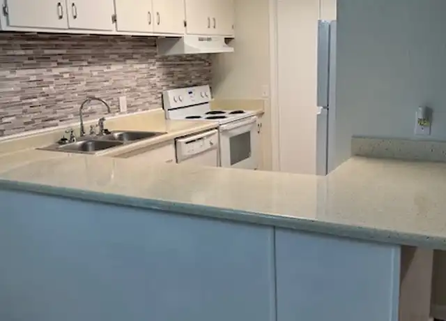 Property at 2651 N Point Ct Unit A, Tallahassee, FL, 32308, 2 beds, 1 bath, [object Object]