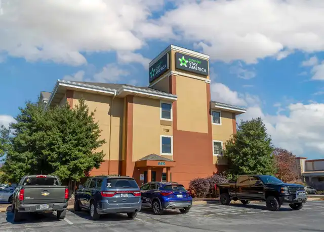 Property at Furnished Studio - Springfield - South - 1333 E Kingsley St, Springfield, MO, 65804, 0 beds, 1 bath, [object Object]