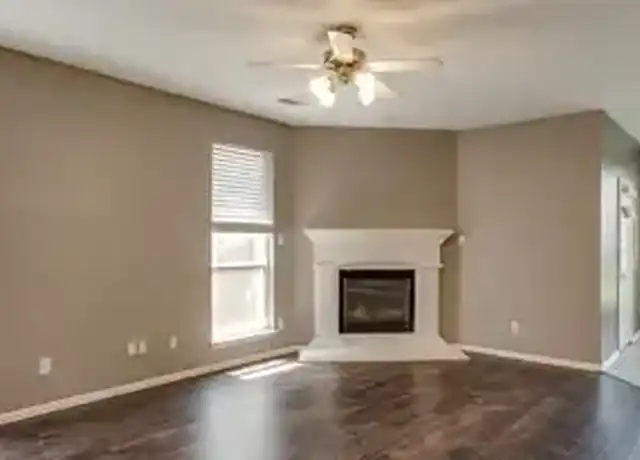 Property at 2824 Muskrat Dr, Fort Worth, TX, 76244, 3 beds, 2 baths, [object Object]