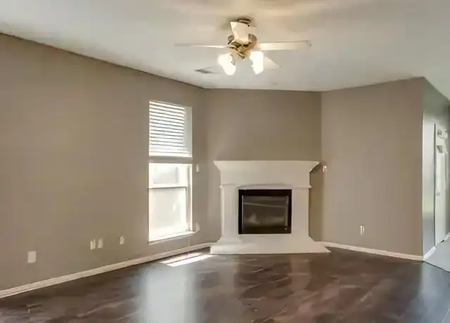 Property at 2824 Muskrat Dr, Fort Worth, TX, 76244, 3 beds, 2 baths, [object Object]