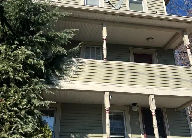 Property at 46 Wayne Ave Unit 3, Suffern, NY, 10901, 2 beds, 1 bath, [object Object]