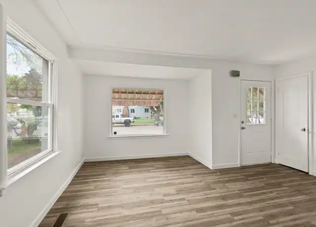 Property at 2707 E South Crescent Ave, Spokane, WA, 99207, 2 beds, 1 bath, [object Object]