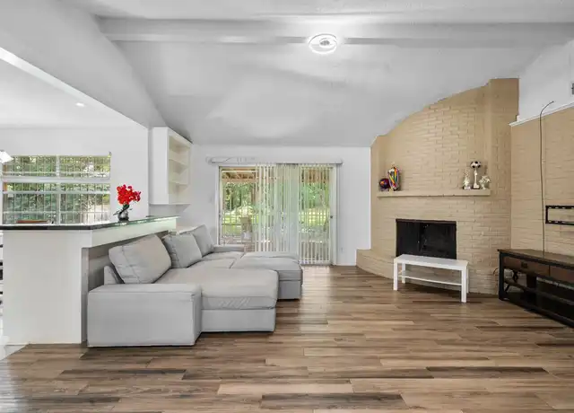 Property at 9918 Boone Rd, Houston, TX, 77099, 4 beds, 3 baths, [object Object]
