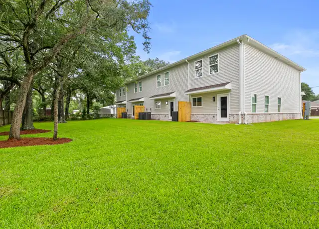 Property at 400 Walters Cir Unit 2, Fort Walton Beach, FL, 32547, 3 beds, 2.5 baths, [object Object]