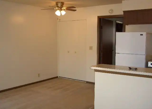 Property at 2841 Washington Ave Unit 2344, Evansville, IN, 47714, 1 bed, 1 bath, [object Object]