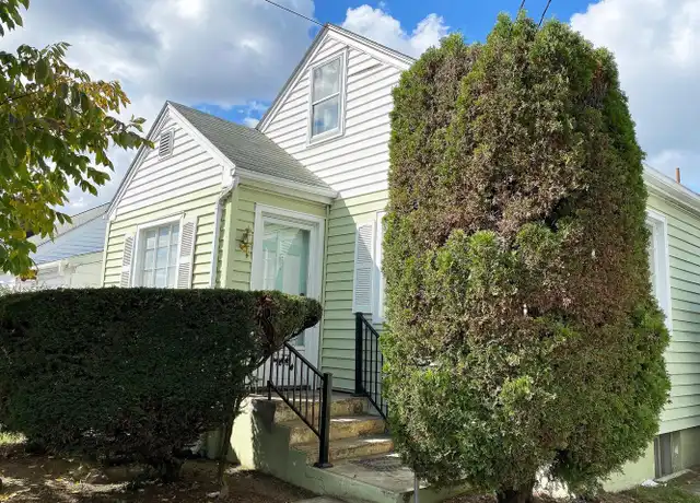 Property at 212 N Western Ave, Martinsburg, WV, 25404, 3 beds, 1 bath, [object Object]