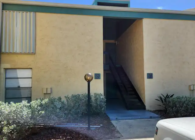 Property at 1225 N Wickham Rd #212, Melbourne, FL, 32935, 1 bed, 1 bath, [object Object]