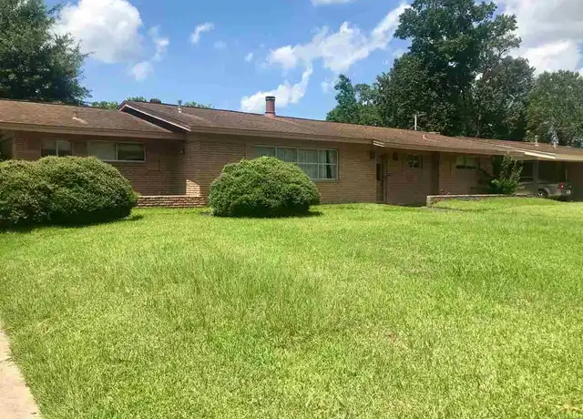 Property at 3490 Crestwood Dr, Beaumont, TX, 77706, 3 beds, 2.5 baths, [object Object]