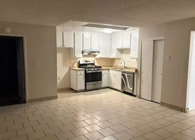 Property at 419 E Sycamore St Unit E, Anaheim, CA, 92805, 2 beds, 1.5 baths, [object Object]