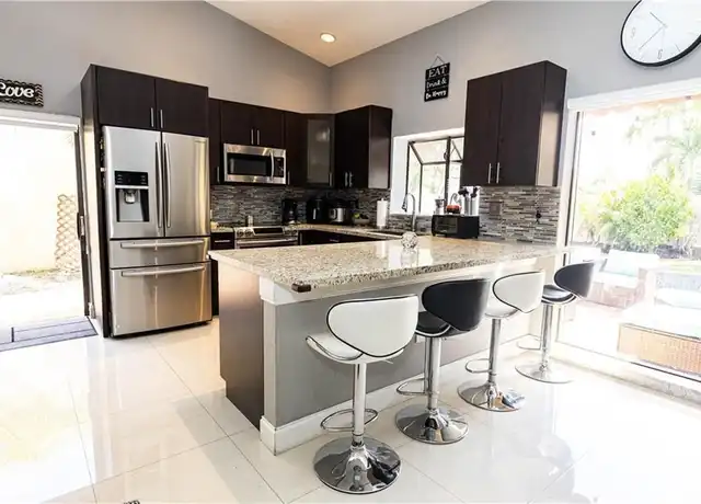 Property at 510 Green River Ln, Davie, FL, 33325, 3 beds, 2 baths, [object Object]