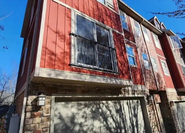 Property at 2858 W Redstone Dr, Fayetteville, AR, 72704, 2 beds, 2.5 baths, [object Object]