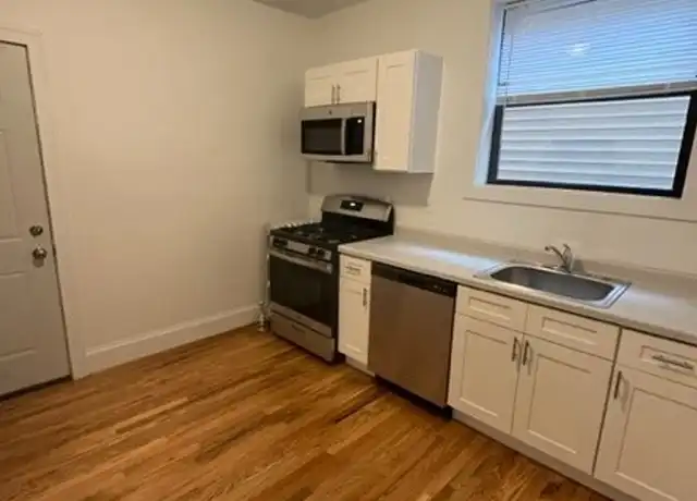 Property at 5006 N Hermitage Ave Unit 2E, Chicago, IL, 60640, 1 bed, 1 bath, [object Object]