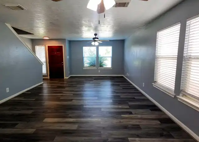 Property at 1213 Ruthven St, Houston, TX, 77019, 3 beds, 2.5 baths, [object Object]