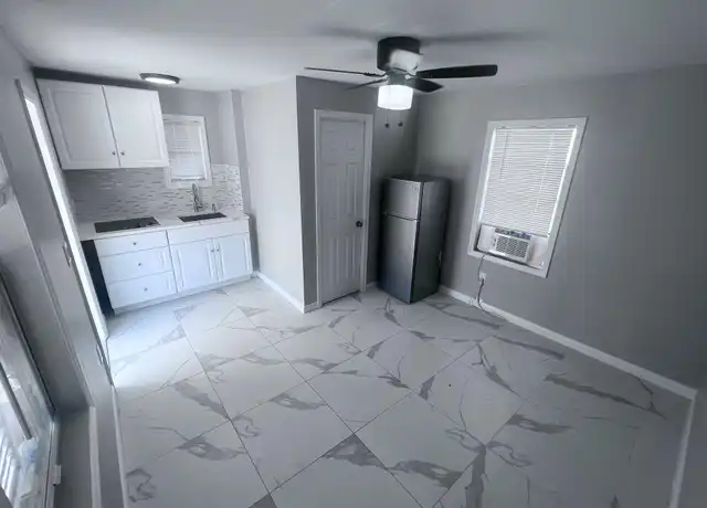 Property at 2843 Forest Hill Blvd Unit 2, West Palm Beach, FL, 33406, 1 bed, 1 bath, [object Object]