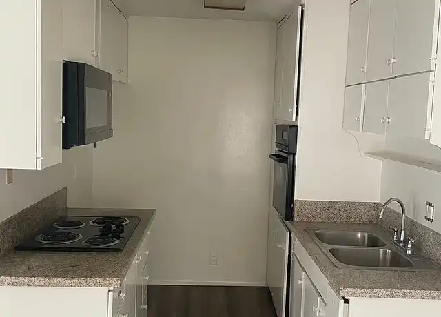 Property at 052 - Peacock West - 646 Fairview Ave, Arcadia, CA, 91007, 2 beds, 1.5 baths, [object Object]