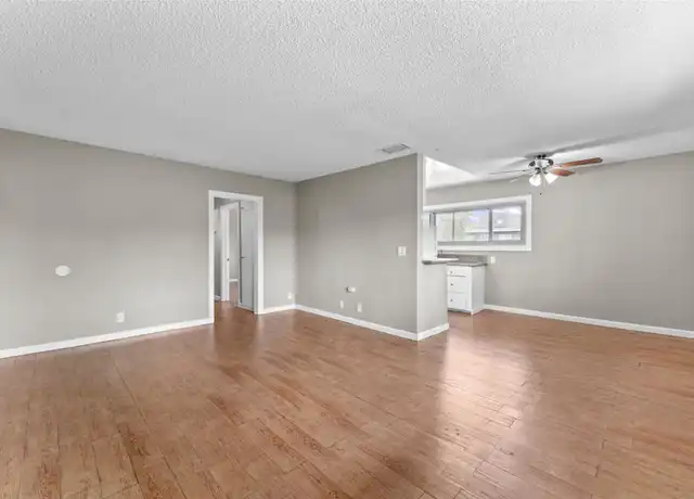 Property at 3100 W 99th St Unit 04, Inglewood, CA, 90305, 2 beds, 1 bath, [object Object]