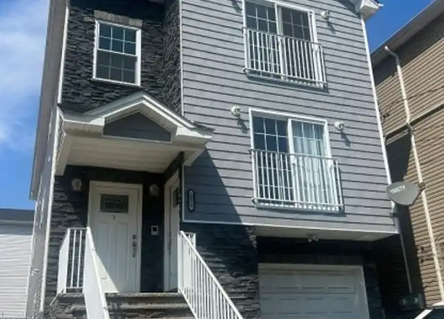 Property at 1019 E Grand St Unit 2, Elizabeth, NJ, 07201, 3 beds, 2 baths, [object Object]