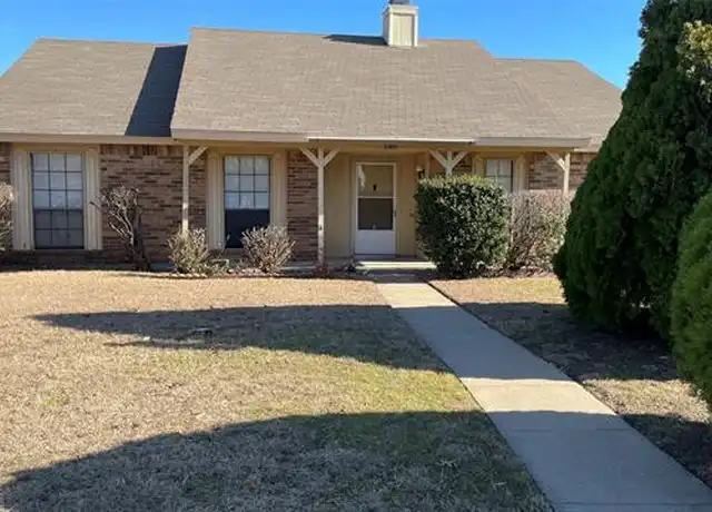 Property at 512 Justice St, Cedar Hill, TX, 75104, 3 beds, 2 baths, [object Object]