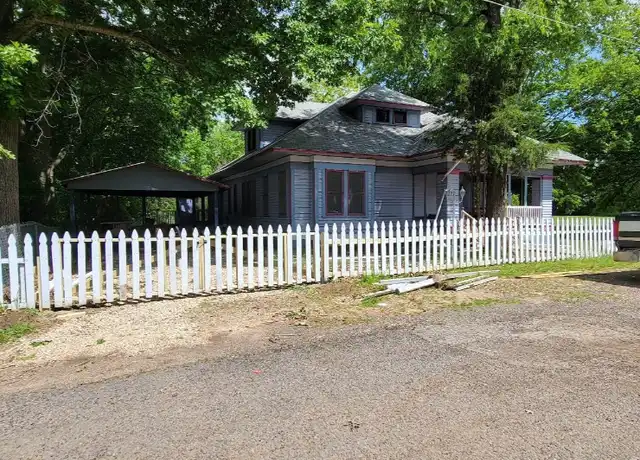 Property at 625 Faucett St, Blossom, TX, 75416, 4 beds, 3.5 baths, [object Object]