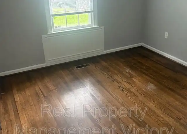 Property at 205 Pinewood Ave, Birmingham, AL, 35228, 3 beds, 2 baths, [object Object]