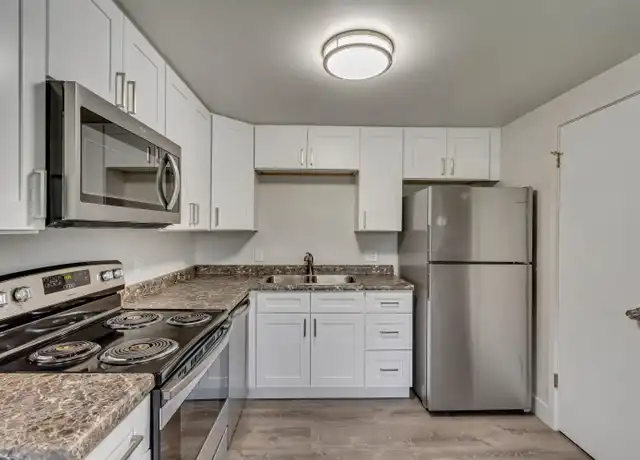 Property at 2103 E 3300 S, Salt Lake City, UT, 84109, 2 beds, 1 bath, [object Object]