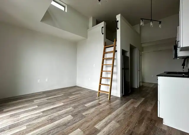 Property at 215 1st Ave N Unit 509, Seattle, WA, 98109, 0 beds, 1 bath, [object Object]