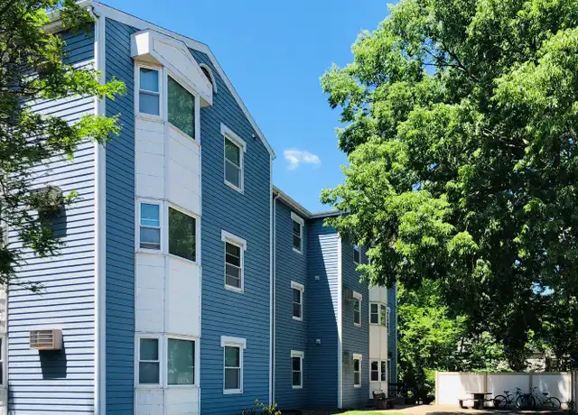 Property at 610 Gray St Unit 303, Eau Claire, WI, 54701, 1 bed, 1 bath, [object Object]