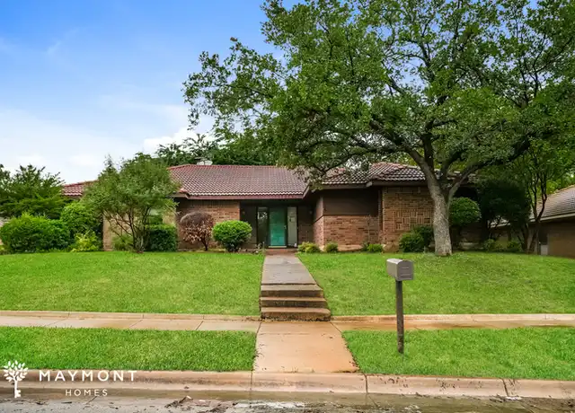 Property at 2111 Inverness Dr, Arlington, TX, 76012, 4 beds, 2 baths, [object Object]