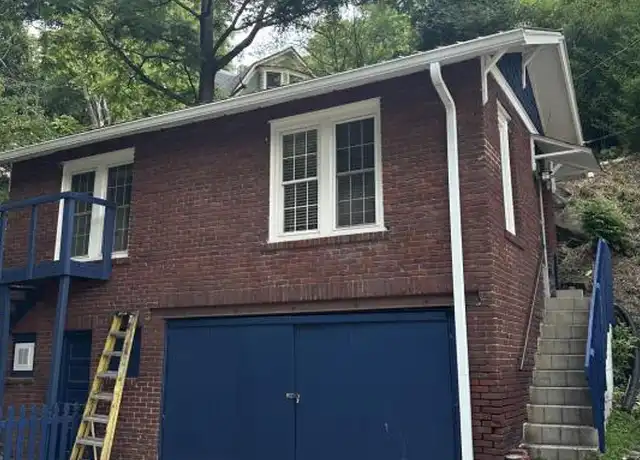 Property at 141 Hill St, Marshall, NC, 28753, 1 bed, 1 bath, [object Object]