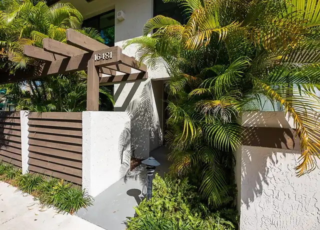 Property at 16481 NE 26th Ave #20, North Miami Beach, FL, 33160, 3 beds, 2.5 baths, [object Object]
