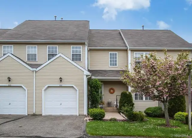 Property at 902 Gray Fox Ln #902, Rocky Hill, CT, 06067, 2 beds, 2.5 baths, [object Object]