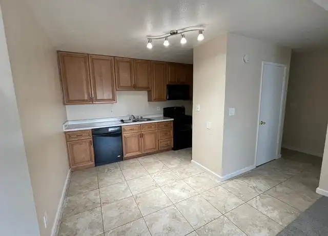 Property at Oaks at River College - 4806 Myrtle Ave, Sacramento, CA, 95841, 1 bed, 1 bath, [object Object]