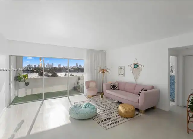 Property at 3 Island Ave Unit 7E, Miami Beach, FL, 33139, 1 bed, 1 bath, [object Object]