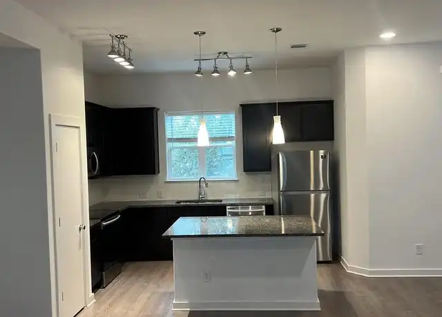 Property at 429 Ozark Trl, Leander, TX, 78641, 1 bed, 1 bath, [object Object]