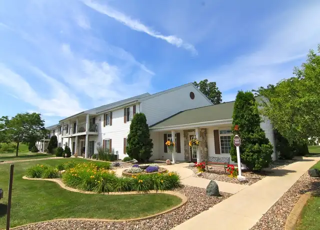 Property at 2124 Meadowland Dr Unit 2124-104, Sheboygan, WI, 53081, 2 beds, 2 baths, [object Object]